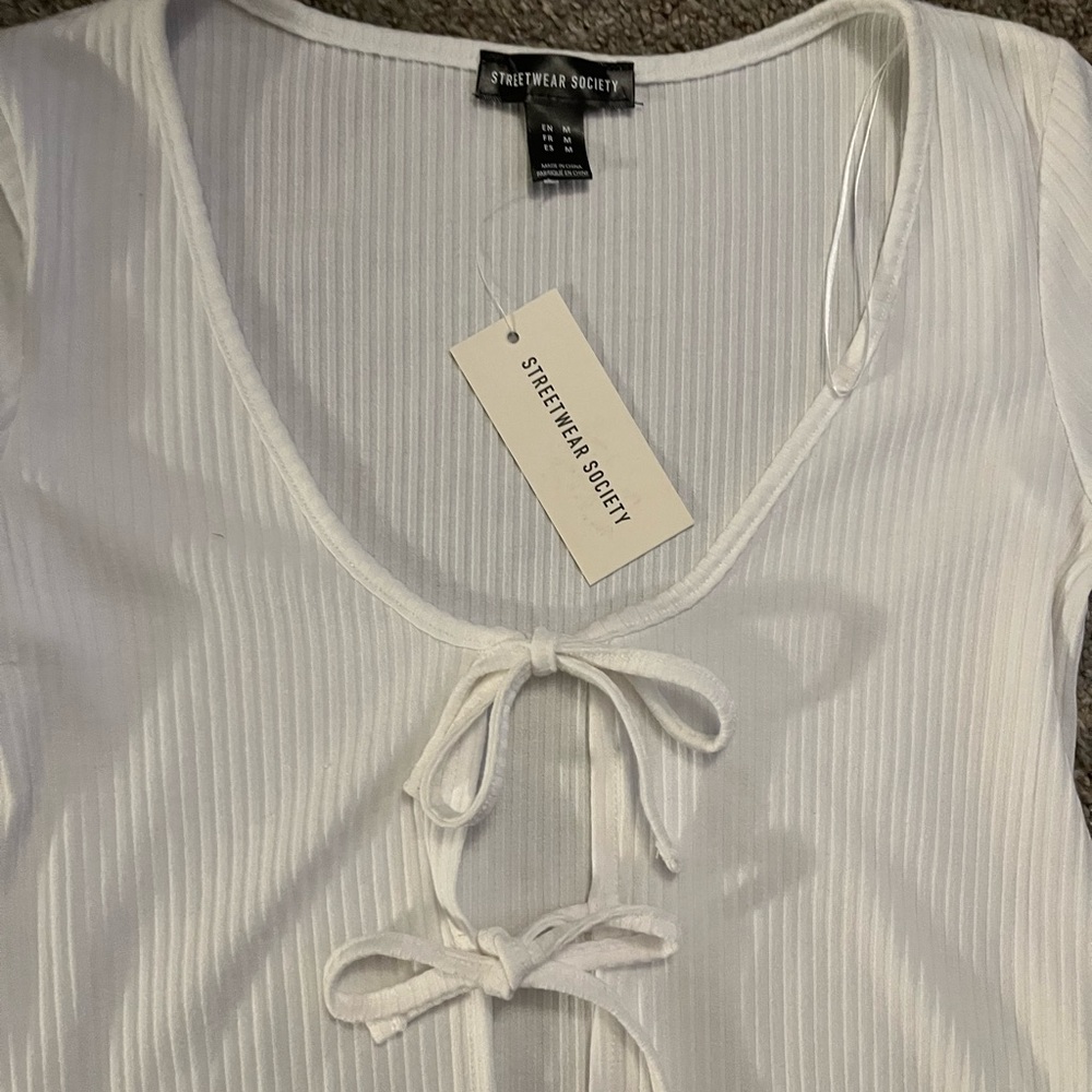 Women’s long sleeve top